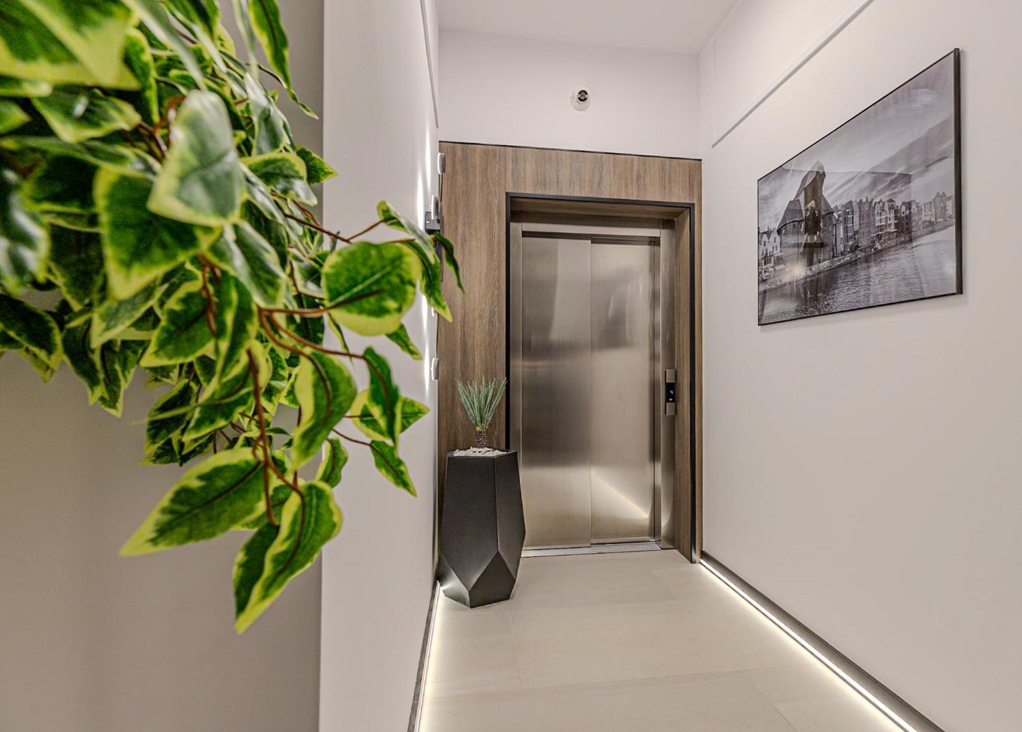 Apartamenty Andrzejczyk - Swietojanska 96 Gdynia Extérieur photo